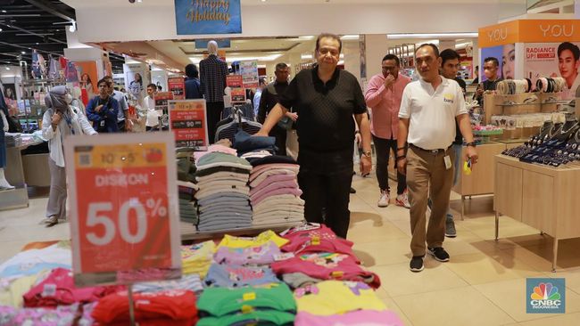 CT Corp Chairul Tanjung. Menggelorakan Pesta Diskon Transmart!