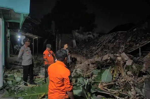 Sigap! Kemensos Salurkan Bantuan Gempa Bantul DIY Gempa Bantul DIY