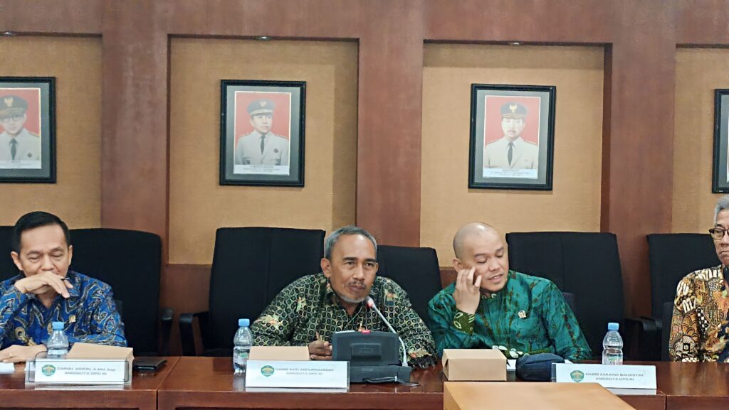 Habib Said Mendorong Perubahan Sistem Pendidikan dan Pemerataan Guru di Kalimantan Sorotan-Habib-Said-Abdurrahman-dalam-Pendidikan-di-Kalimantan