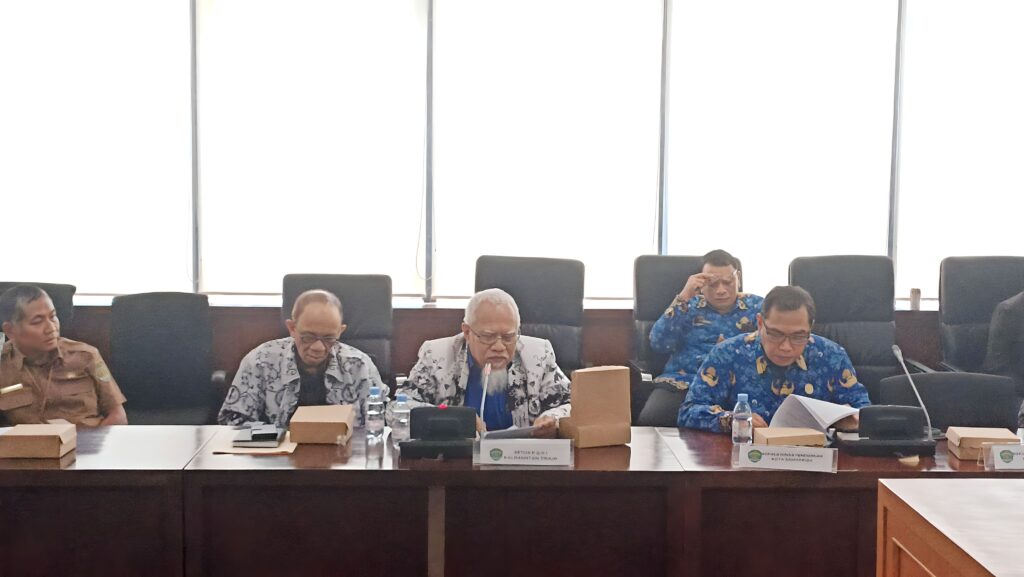 Musyahrim Usulkan Libatkan Tim Independen dalam PPDB PPDB-Diubah-oleh-Musyahrim-di-Provinsi-Kalimantan-Timur