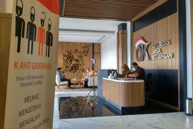 OJK Instruksikan Penutupan Rekening Terkait Judi Online ojk tutup rekening judi online