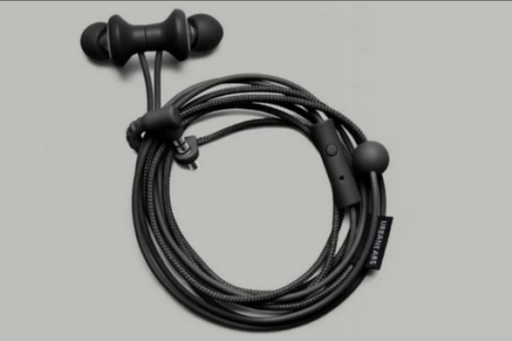 Muncul Inovasi Baru, Earphone Kabel Diprediksi Bakal Ngetren Lagi Earphone kabel diprediksi bakal ngetren kembali