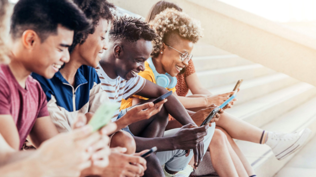 Gen Z Justru Lebih Jarang Pakai AI untuk Pekerjaan Gen Z justru lebih jarang pakai AI untuk pekerjaan