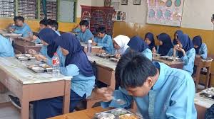 OJK Dukung Program MBG Di Tengah Keterbatasannya Anggaran
