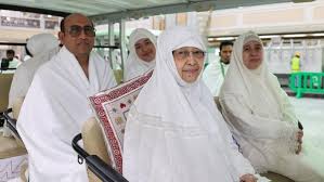 Setelah 13 Tahun, Megawati Menjalani Umroh Kembali